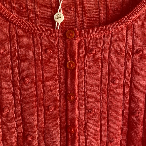 New with tags DownEast Ray pullover sweater - Picture 3 of 3